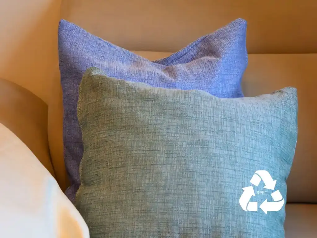 Tejido rPET reciclado fabricado en España, poliéster sostenible con certificación GRS y OEKO-TEX